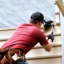 Siding Removal and Disposal in Clarksville, VA